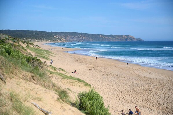 Una playa cerca