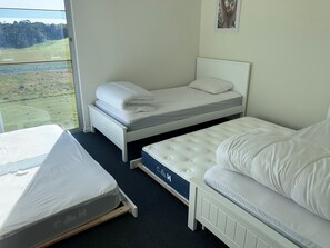 2 Schlafzimmer, Schreibtisch, Bügeleisen/Bügelbrett, kostenloses WLAN