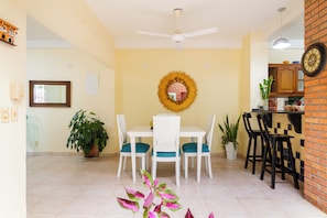 Dining room - Hostal Cartagonova (Cartagena)