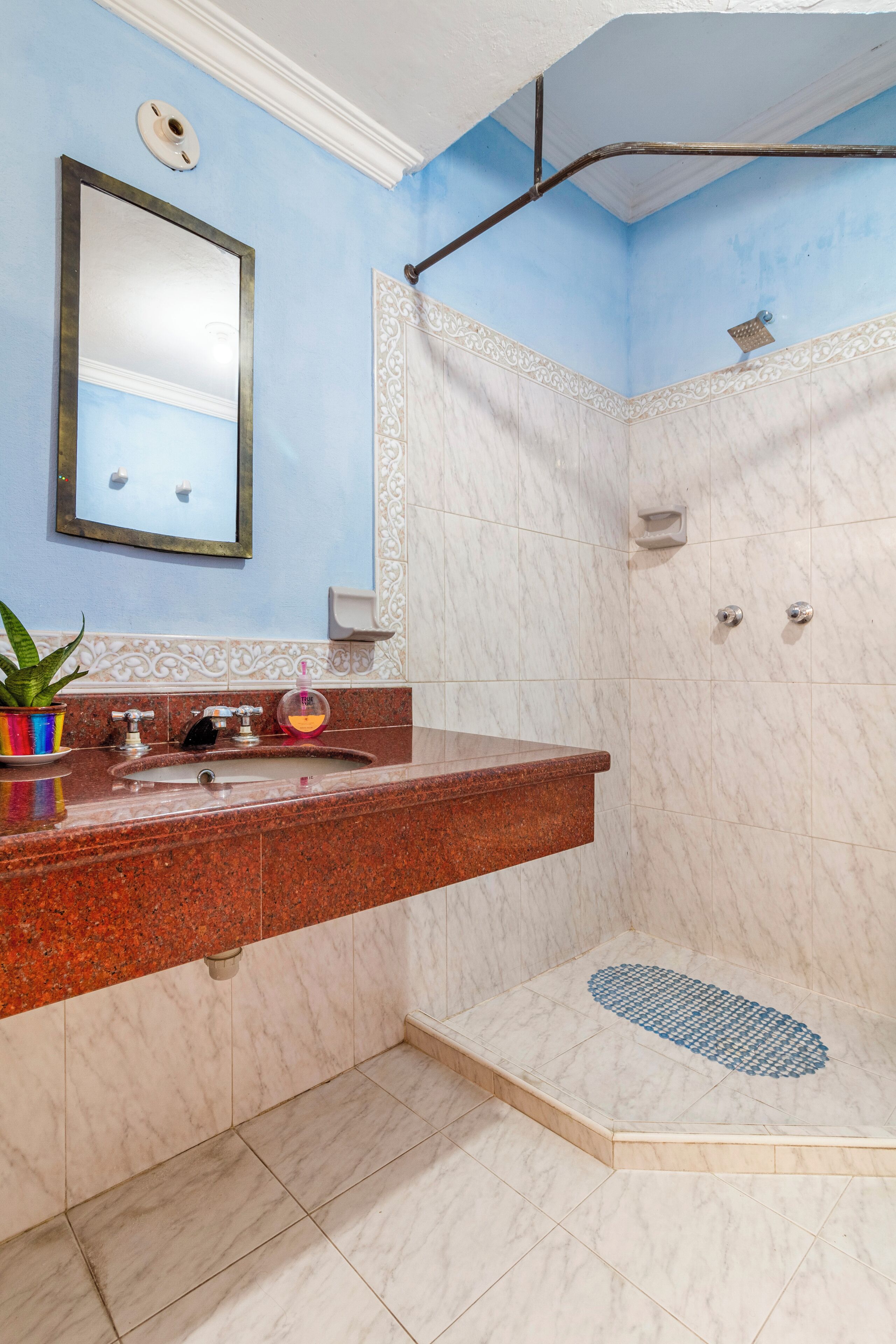 Foto - Hostal Cartagonova - Habitaciones privadas y amplias cerca a zonas turísticas