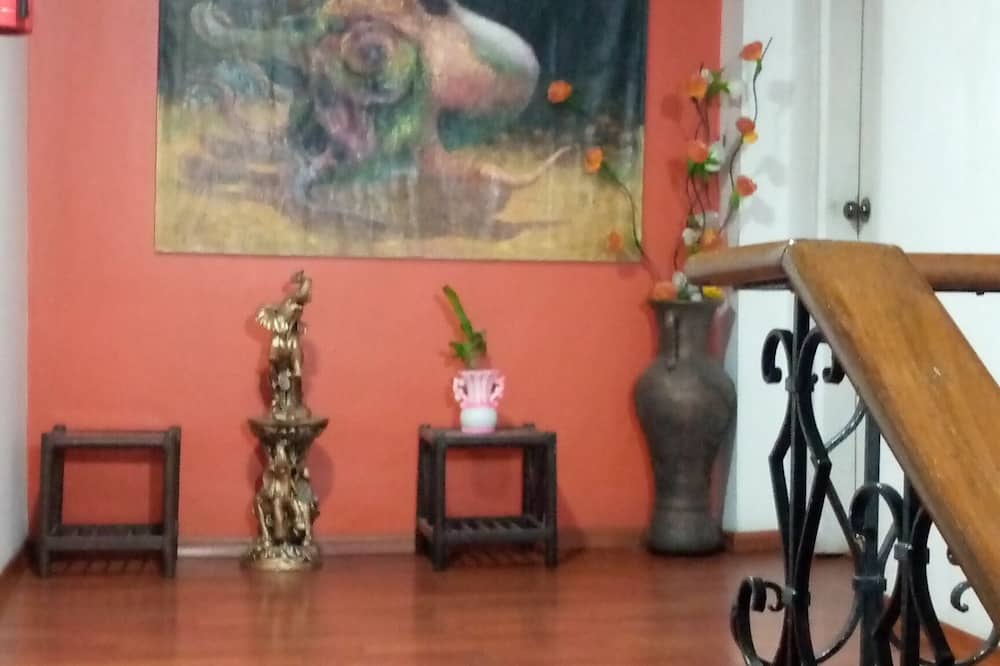 The Imperial Hostal