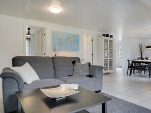 Tv och eldstad
