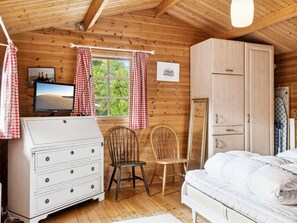 3 bedrooms, WiFi