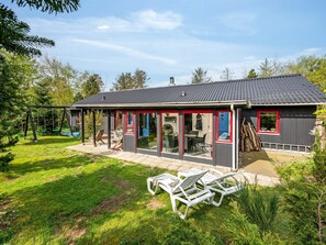 Outdoor dining - "Marillia" - 2km from the sea by Interhome (Ringkøbing)