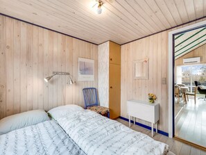 3 bedrooms, WiFi