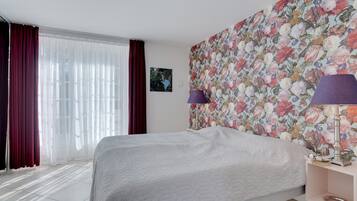 2 bedrooms, Internet