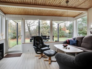 TV, fireplace - "Blek" - 300m from the sea by Interhome (Hals)