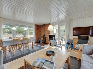 TV, fireplace - "Shalez" - from the sea by Interhome (Hvide Sande)
