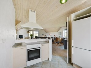 Køleskab, mikrobølgeovn, ovn, opvaskemaskine