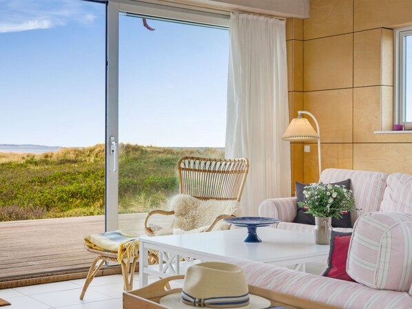 Tv, pejs, dvd-afspiller