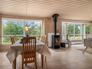 Dining - "Terho" - 1km from the sea by Interhome (Løkken)