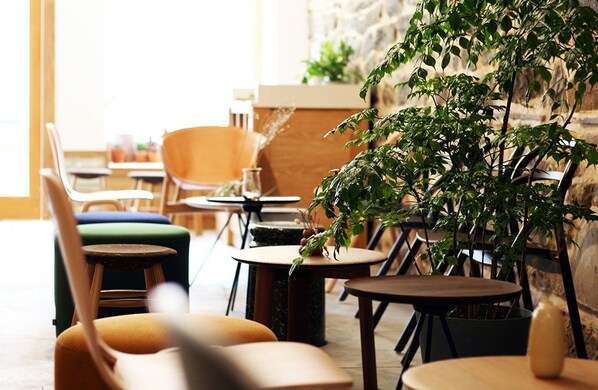 Restaurant - guesthouse by good neighbor (Baltimore)