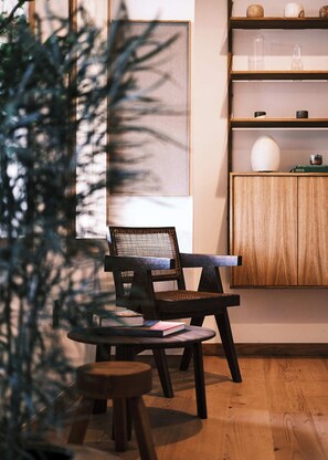 Reception - guesthouse by good neighbor (Baltimore)