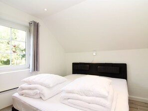 6 bedrooms, Internet