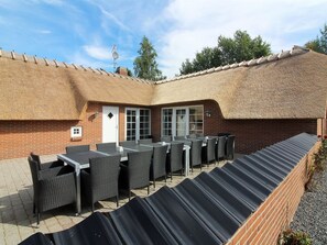 Outdoor dining - "Erra" - 250m from the sea by Interhome (Væggerløse)