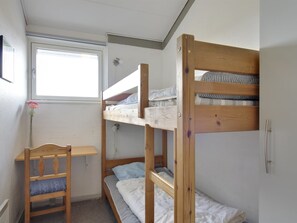 3 bedrooms, WiFi