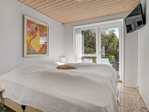 3 bedrooms, internet