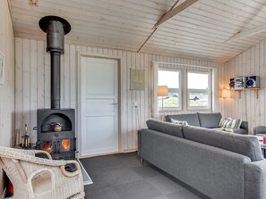 TV, fireplace, DVD player - "Ingborg" - 150m from the sea by Interhome (Hvide Sande)