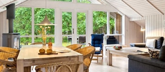 "Merina" - 700m from the sea by Interhome