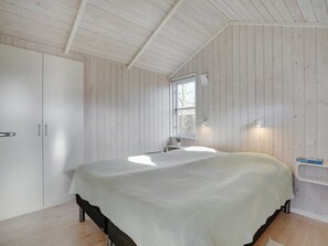 2 bedrooms, WiFi