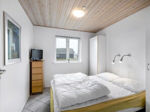 4 bedrooms, WiFi