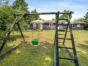 Children’s area - "Fjola" - 200m from the sea by Interhome (Væggerløse)