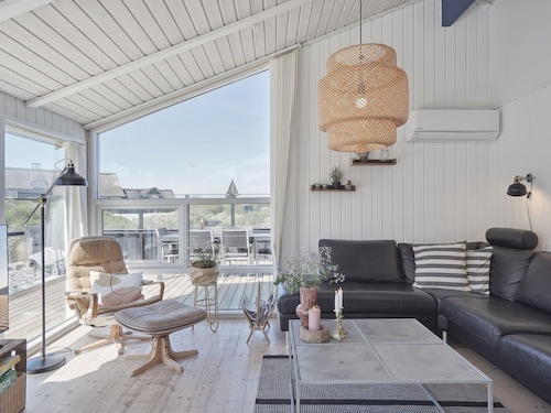 "Dijana" - 150m from the sea by Interhome