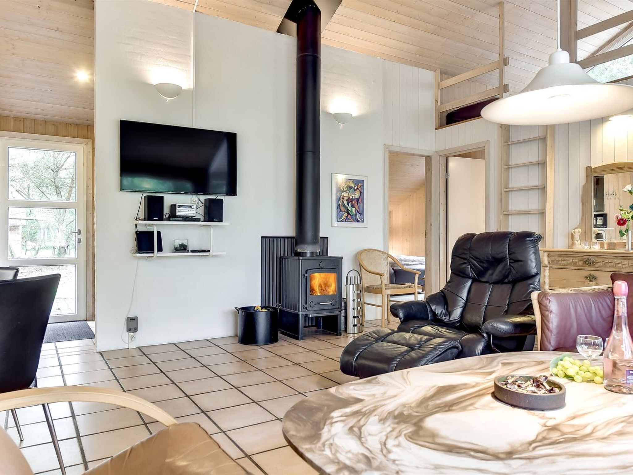 TV, fireplace, DVD player