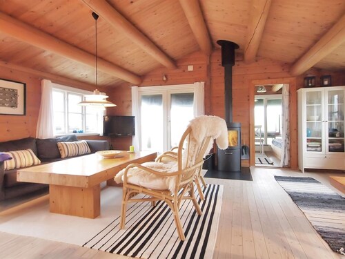 "Bibi" - 200m from the sea by Interhome