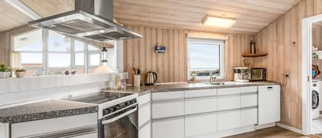 冷蔵庫、電子レンジ、オーブン、食器洗い機