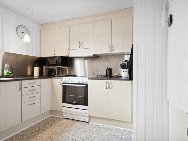 Fridge, microwave, oven, dishwasher