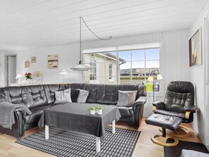 TV, fireplace - "Haralda" - 300m from the sea by Interhome (Haderslev)