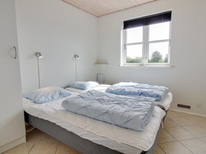 4 bedrooms, WiFi