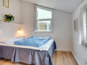 3 bedrooms, Internet