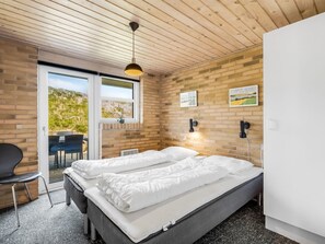 4 soverom og internettilgang