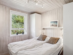 3 bedrooms, WiFi