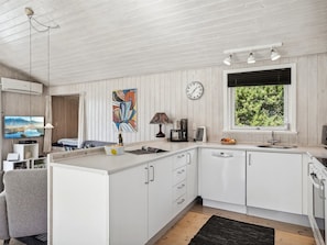Køleskab, mikrobølgeovn, ovn, opvaskemaskine