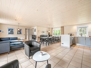 TV, fireplace - "Hedi" - 900m from the sea by Interhome (Ulfborg)