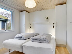 5 bedrooms, internet - "Ricus" - 1.8km from the sea by Interhome (Saltum)
