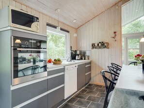 Fridge, microwave, dishwasher, cookware/dishes/utensils - "Hermand" - 700m from the sea by Interhome (Glesborg)