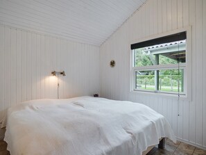4 bedrooms, Internet