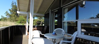 "Anthonia" - 1.6km from the sea by Interhome