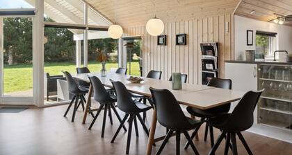 "Bolli" - 1.1km from the sea by Interhome