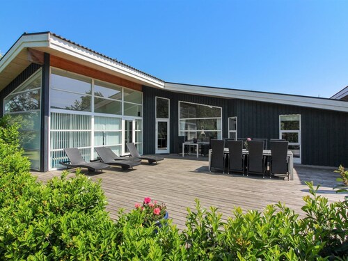 "Elicia" - 950m from the sea by Interhome