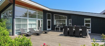"Elicia" - 950m from the sea by Interhome