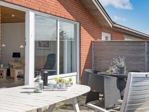 Outdoor dining - "Dorothea" - 450m to the fjord by Interhome (Hvide Sande)