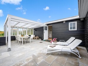 Outdoor dining - "Jamie" - 200m from the sea by Interhome (Fanø)
