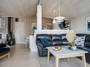 Televisio, takka, DVD-soitin