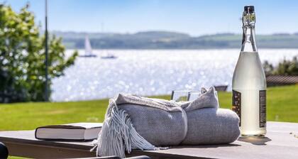 "Kara" - 100m to the fjord by Interhome