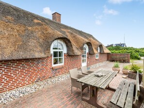 Outdoor dining - "Pia" - 400m from the sea by Interhome (Ringkøbing)